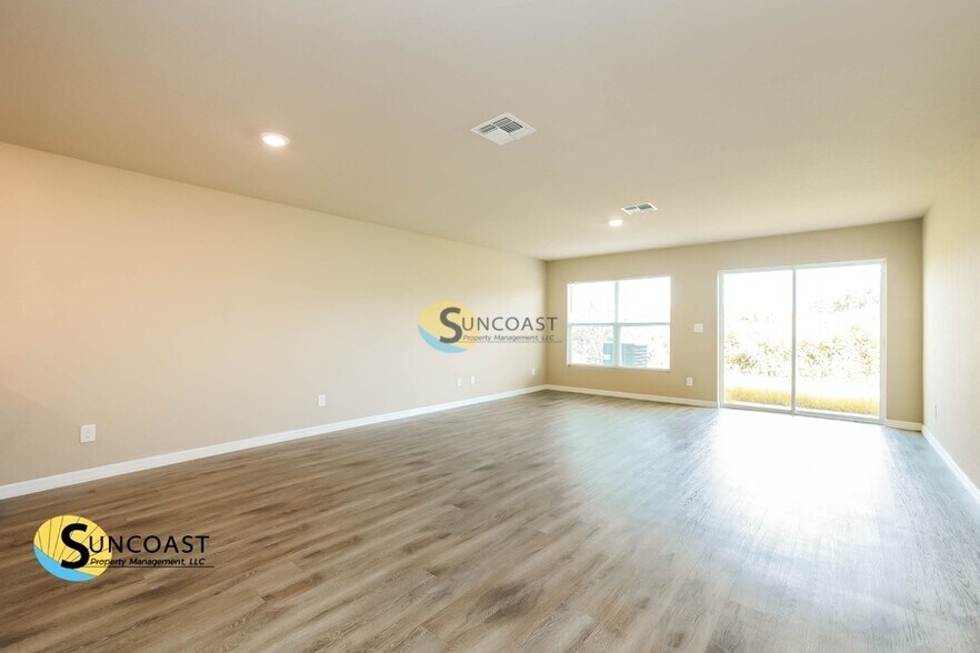 Building Photo - 12728 Buffing Rd