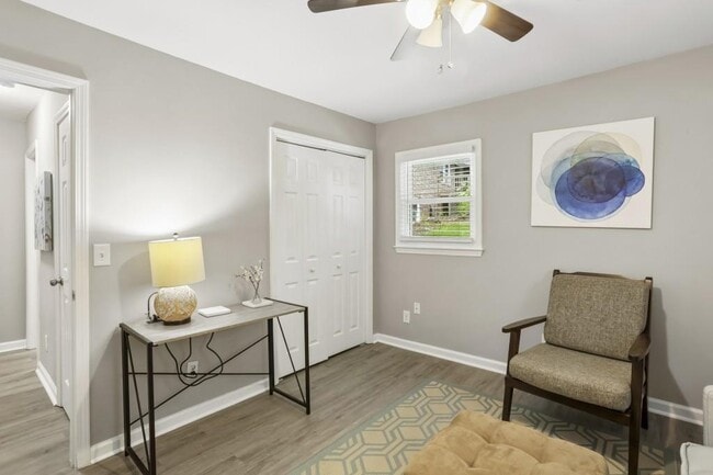 Building Photo - 2889 White Oak Dr