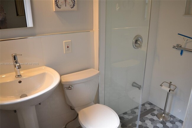 Building Photo - 7855 SW 17th Terrace