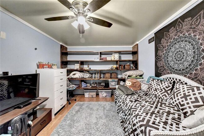 Building Photo - 3680 Oak Park Dr