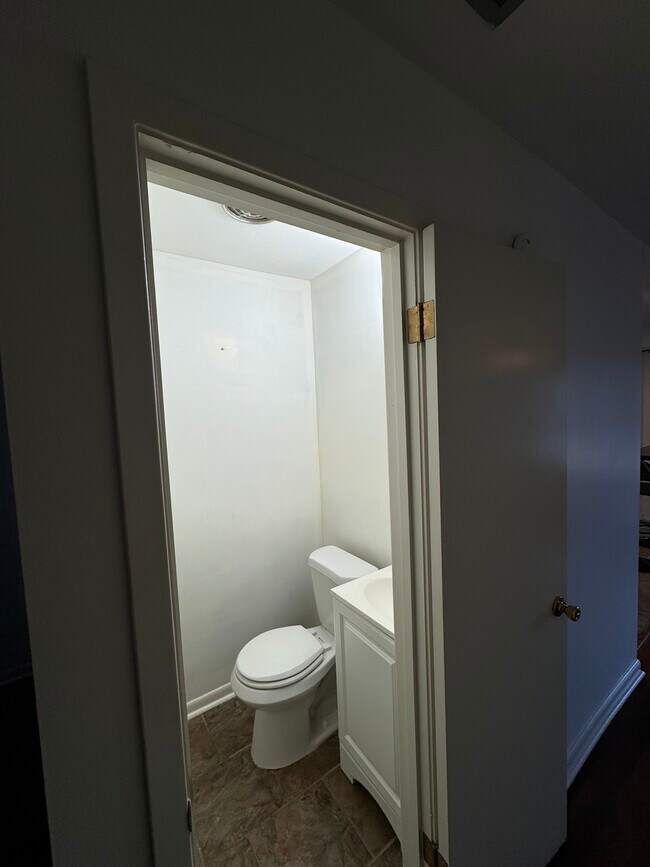 Building Photo - 305 Harrell Dr