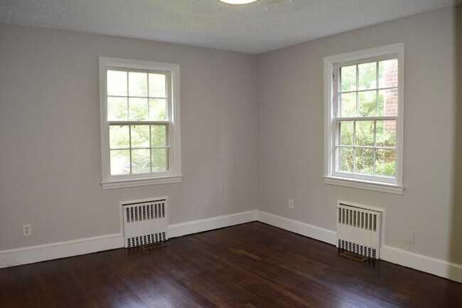 Building Photo - Charming Northside Two-Story Brick Home With 2 car garage and basement