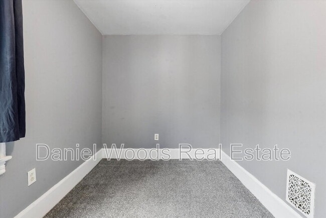 Building Photo - 3560 N 11th St