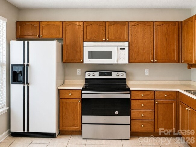 Building Photo - 2225 Preakness Ct