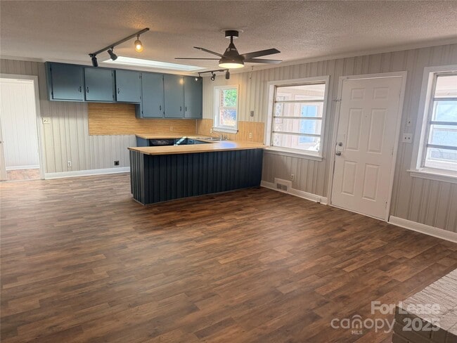 Building Photo - 5226 Indian Trail Fairview Rd