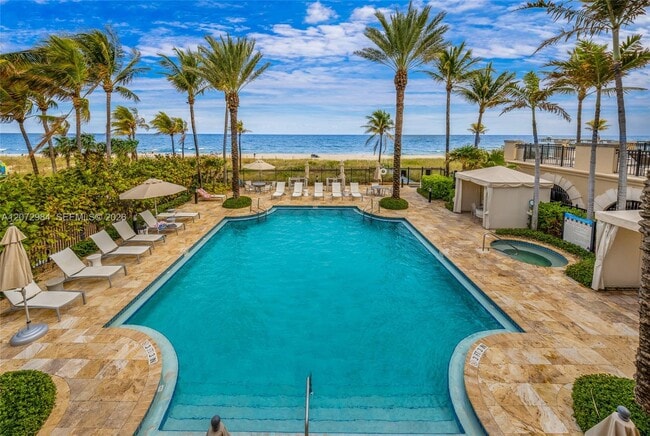 Building Photo - 4445 El Mar Dr