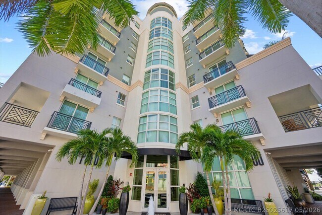 Building Photo - 600 S Dixie Hwy