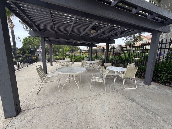 Building Photo - Welcome Home to Prestigious North Upland Living