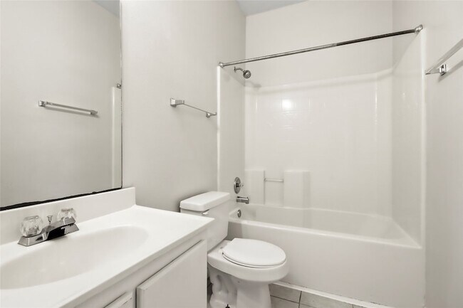Building Photo - 914 Colewick Ct
