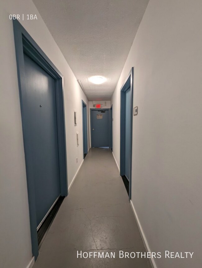 Building Photo - 1811 Tamarind Ave Los Angeles, CA 90028