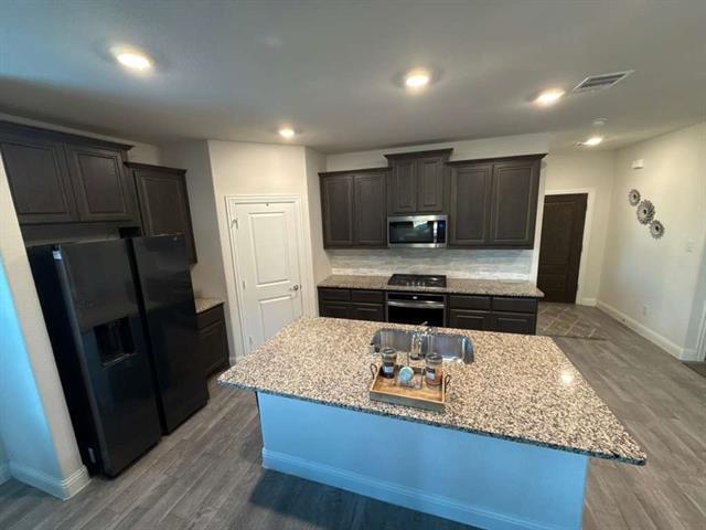 Building Photo - 9594 Kavik St