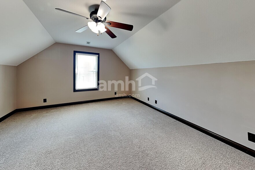 Building Photo - 1115 Abner Dr
