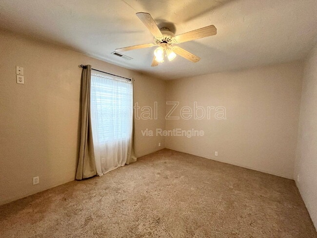 Building Photo - 11986 E Harvey Pettit Rd