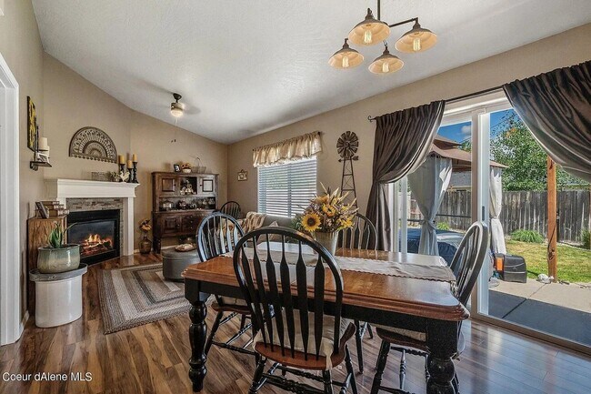 Building Photo - 4927 W Lemonwood Ln