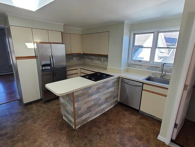 Kitchen - 28 S Main St