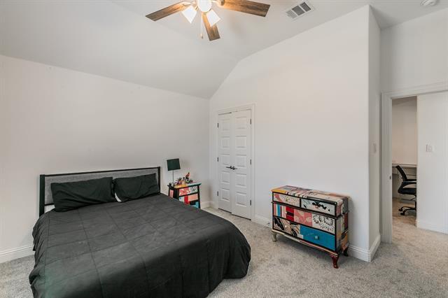 Building Photo - 711 Artesian Dr