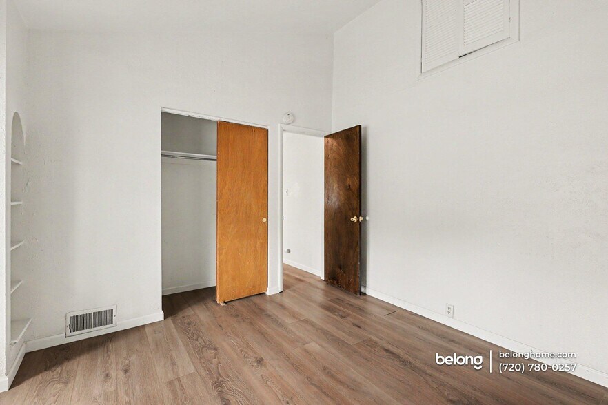 Building Photo - 5318 Flower Cir