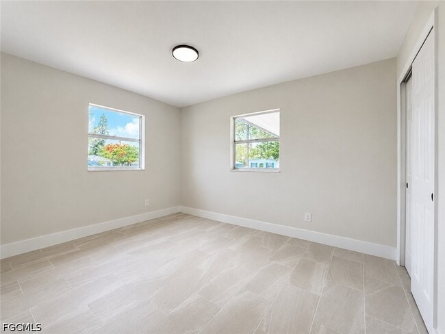 Building Photo - 5424 Ninth Ave