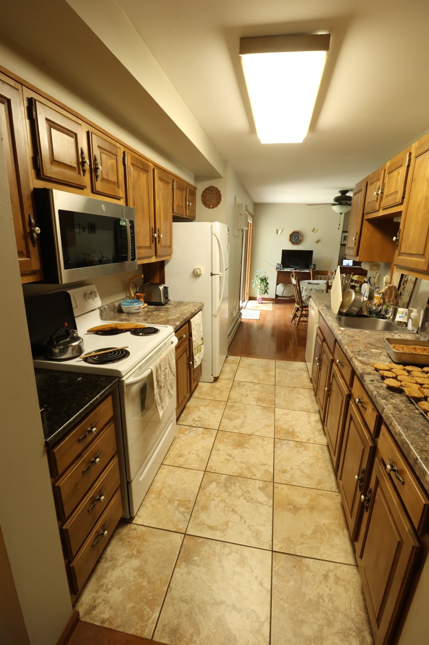 Building Photo - 1345 Blue Mounds St