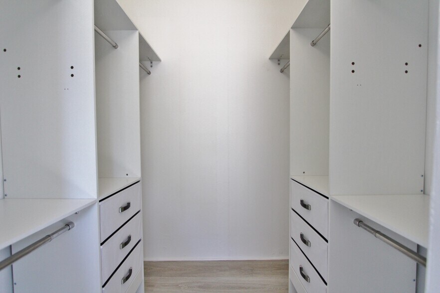 Walk In Closet With Organizers - 552 Cumberland St
