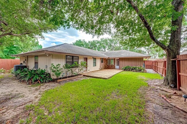 Building Photo - 4038 Cheena Dr