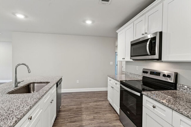 Building Photo - 10180 Orchid Magnolia Dr