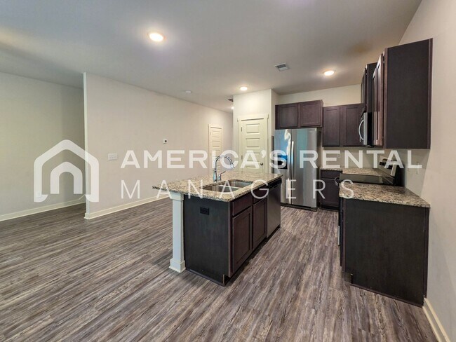 Building Photo - Modern Living in The Heights!