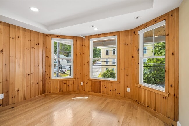 Building Photo - 8 Water St