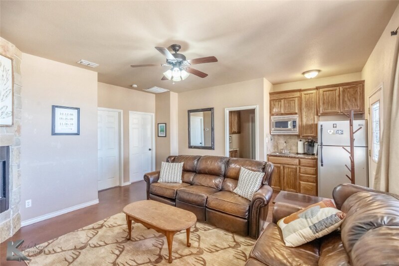 Building Photo - 357 Co Rd 337
