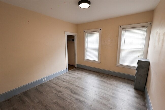 Building Photo - 209 W Harvard St