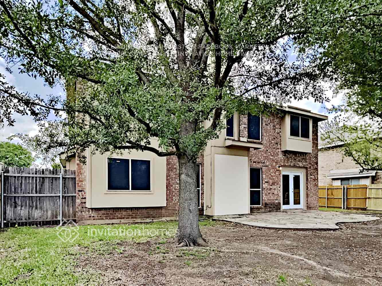 Building Photo - 921 Mockingbird Dr