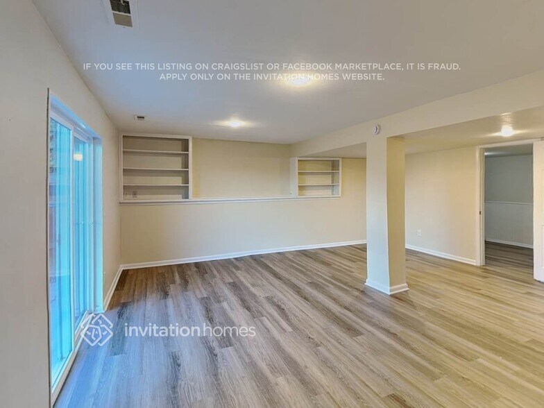 Building Photo - 7736 Halleys Dr