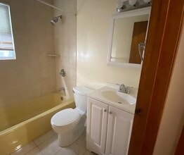 Building Photo - 5 Windsor Terrace