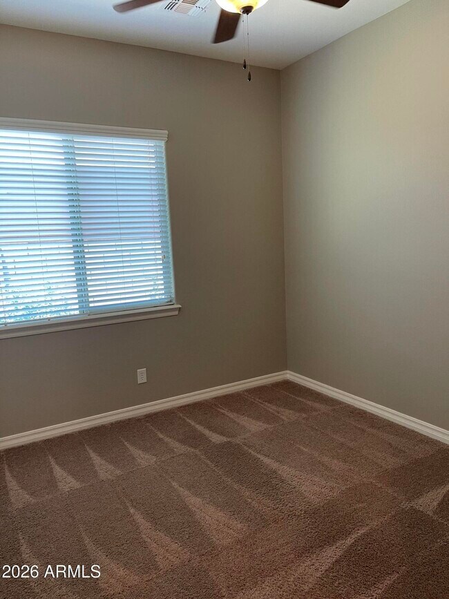 Building Photo - 2543 E Penedes Dr