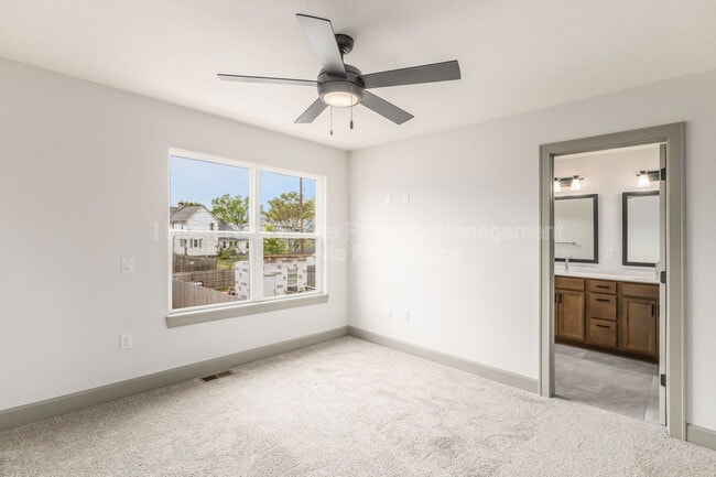 Building Photo - 117 Wisconsin Ave