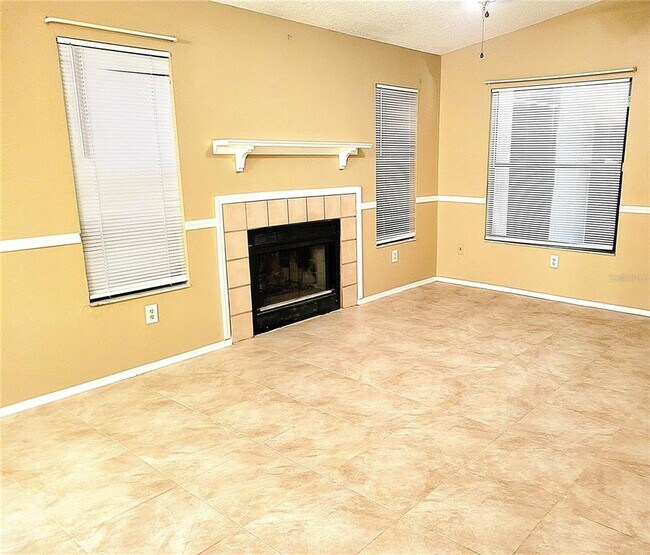 Building Photo - 1808 Northlake Dr