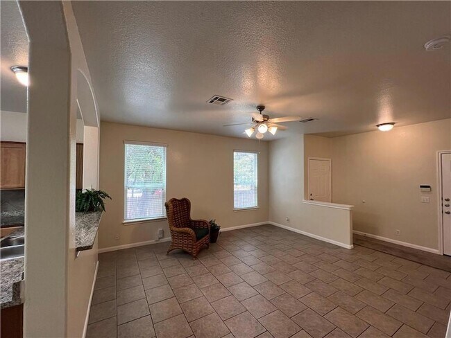 Building Photo - 2400 Allred Dr