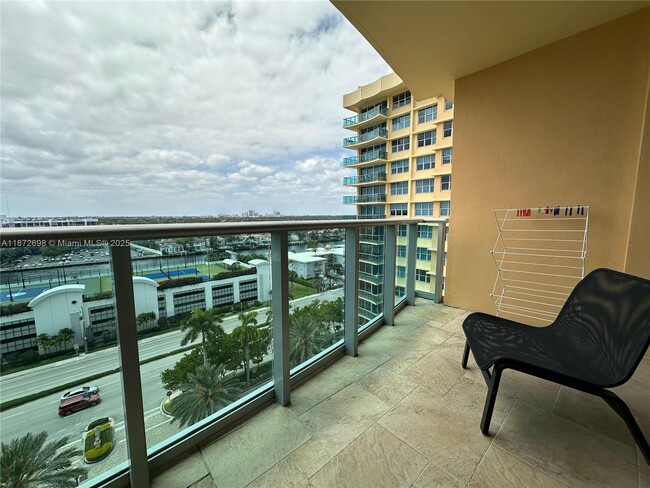 Building Photo - 2501 S Ocean Dr