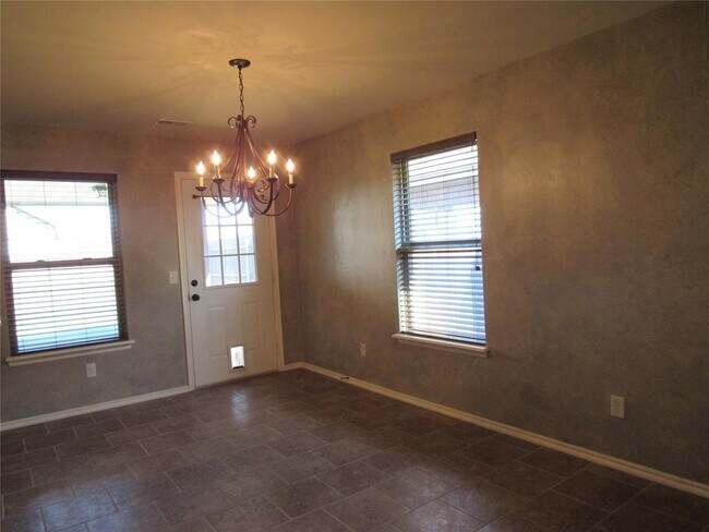 Building Photo - 17516 Black Hawk Dr