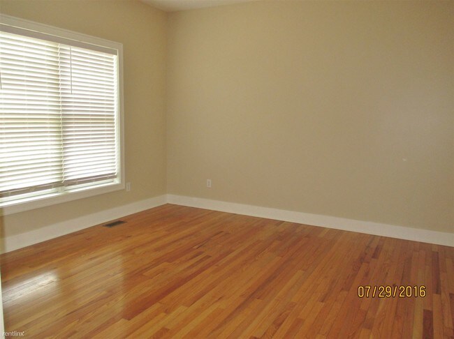 Building Photo - 4 br, 3 bath Condo - 1908 Geddes Ave 1908 ...