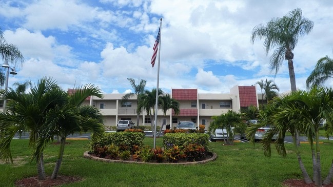 Building Photo - 2500 Fiore Way