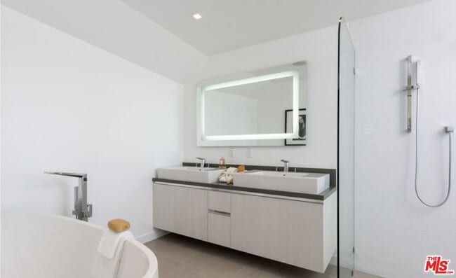 Building Photo - 17816 Porto Marina Way