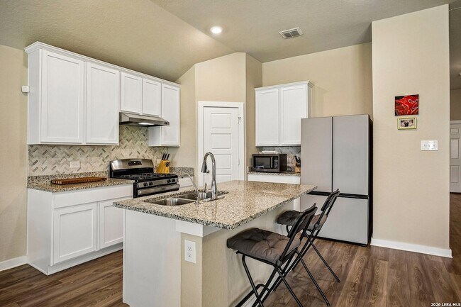 Building Photo - 10771 Francisco Way