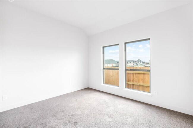 Building Photo - 639 Bay Breeze Dr