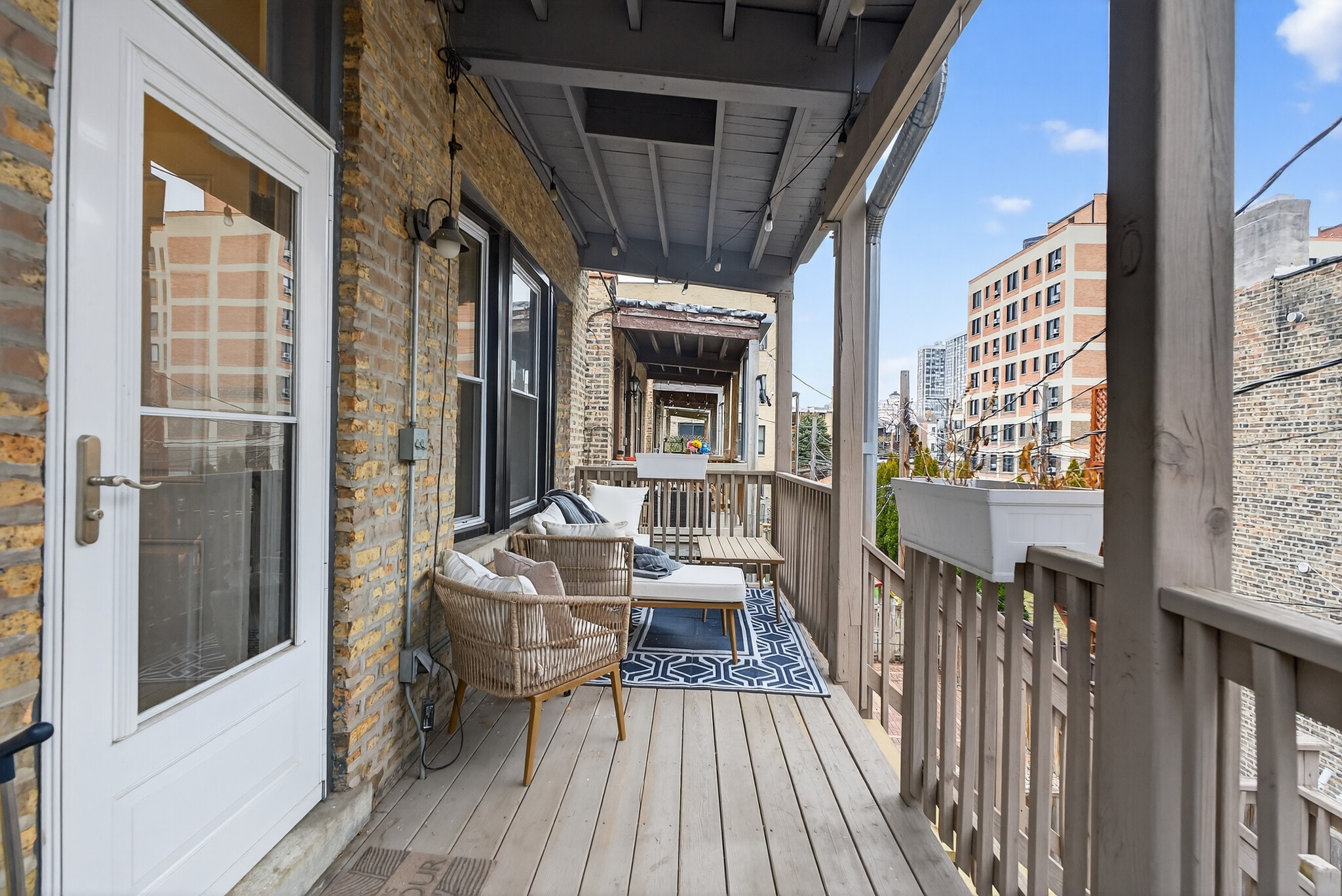 Private Porch - 5203 N Winthrop Ave