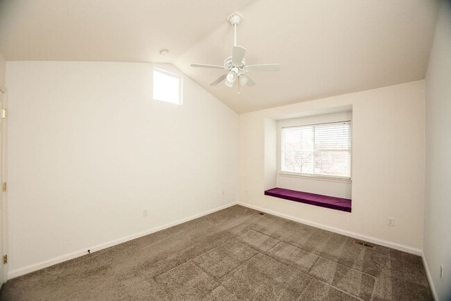 Building Photo - 4040 Plum Creek Dr