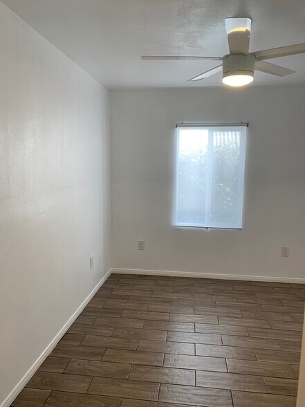 Building Photo - 526 Brooks Ave