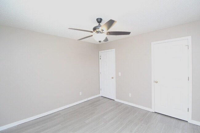Building Photo - Beautiful Milton Home Near Whiting Field –...
