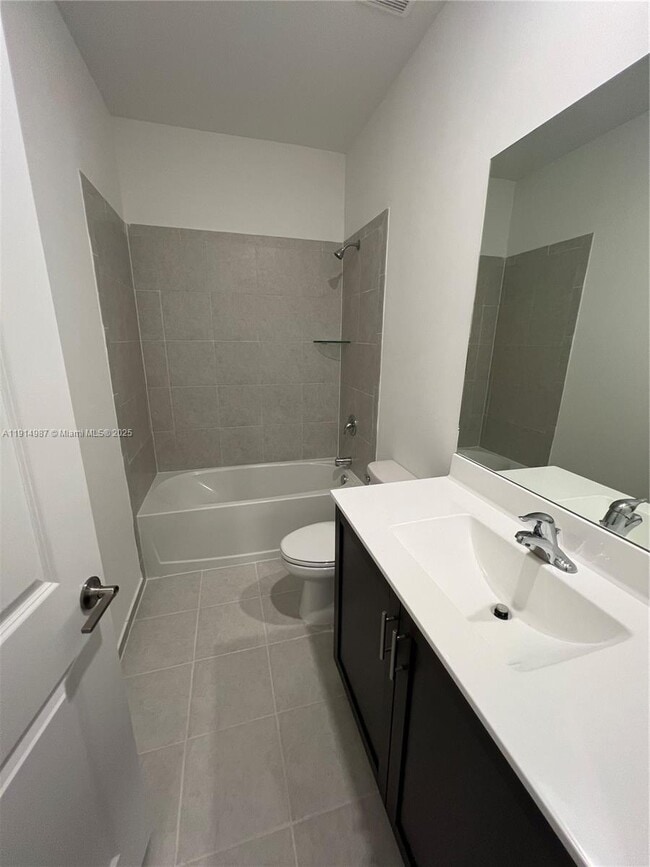 Building Photo - 18110 SW 148th Rd