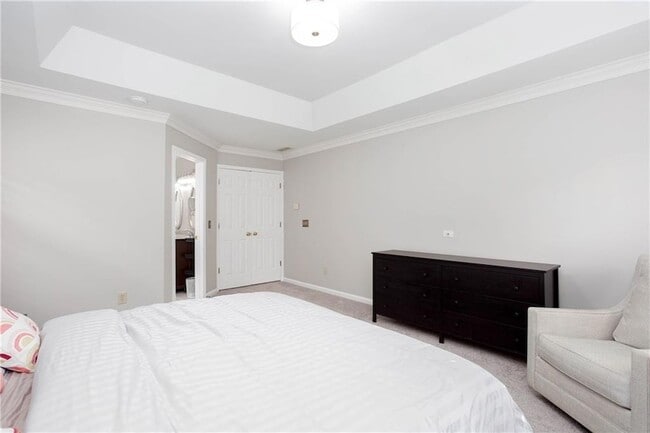 Building Photo - 58 Parkside Cir